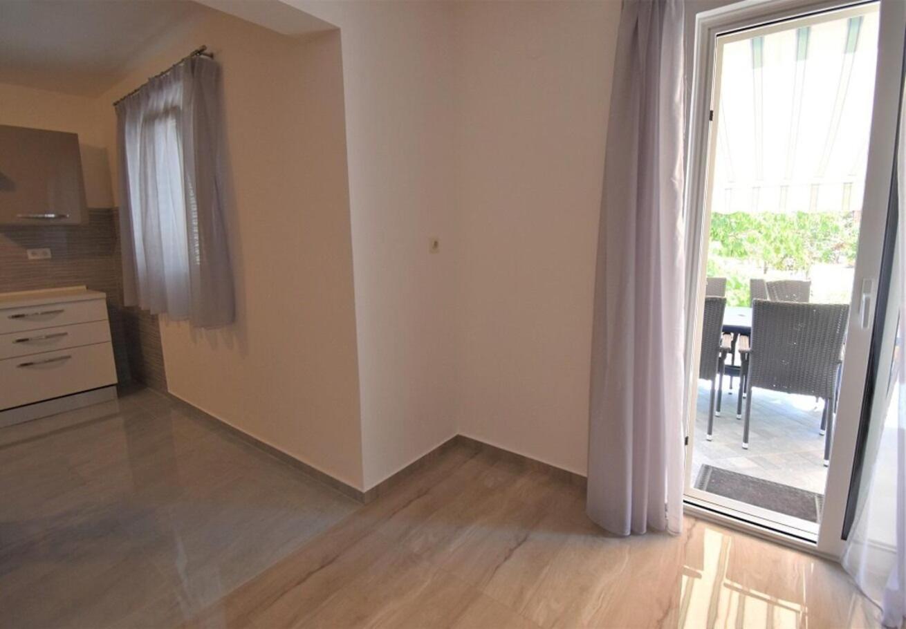 Holiday Home Branka - 80 M From Beach Vir Exterior photo